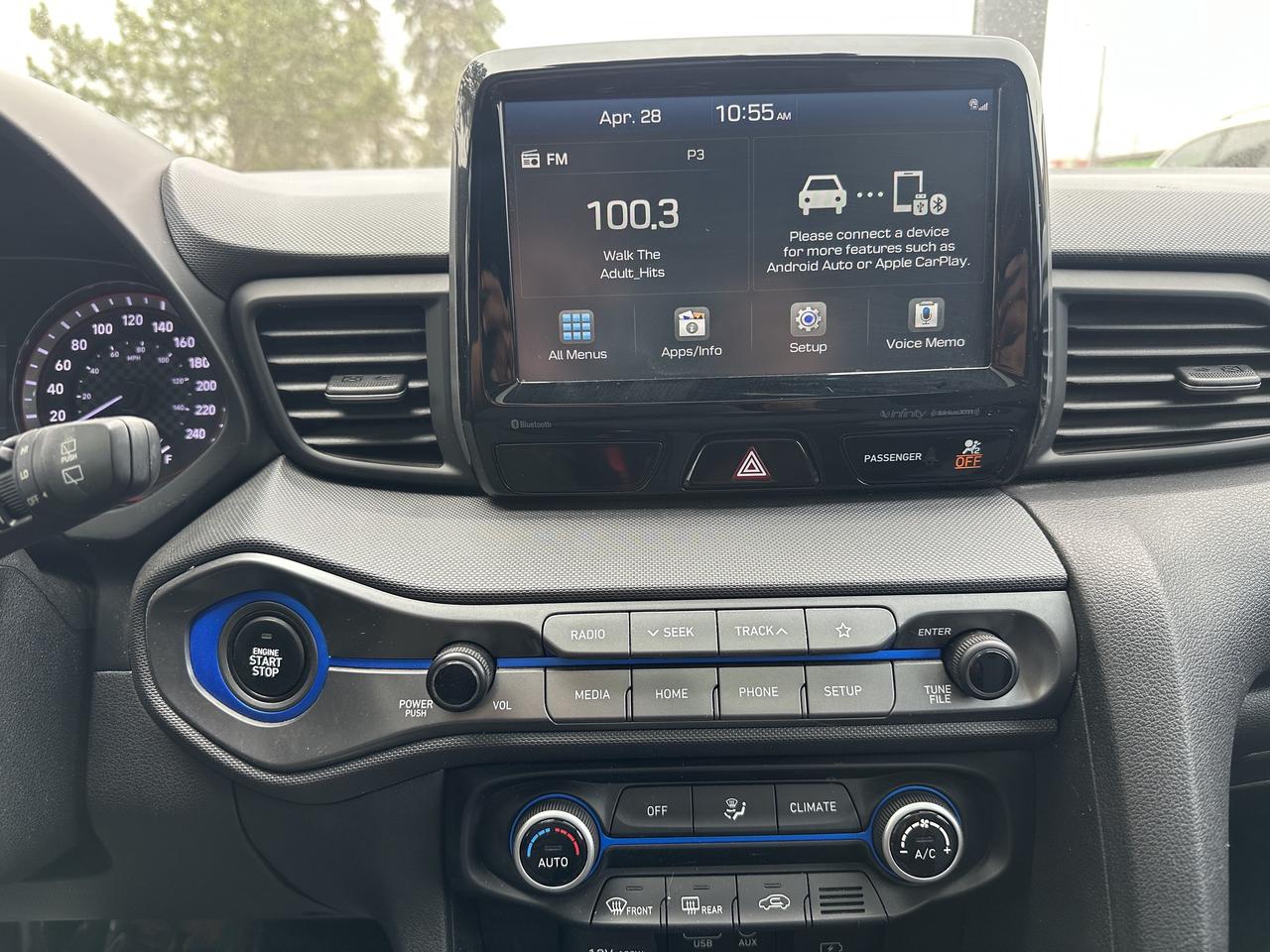 2020 Hyundai Veloster Luxury **ONE OWNER** Photo