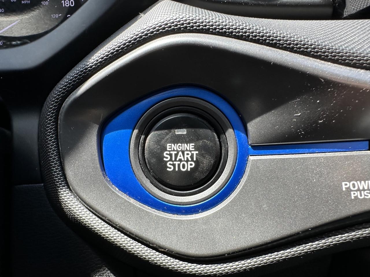 2020 Hyundai Veloster Luxury **ONE OWNER** Photo