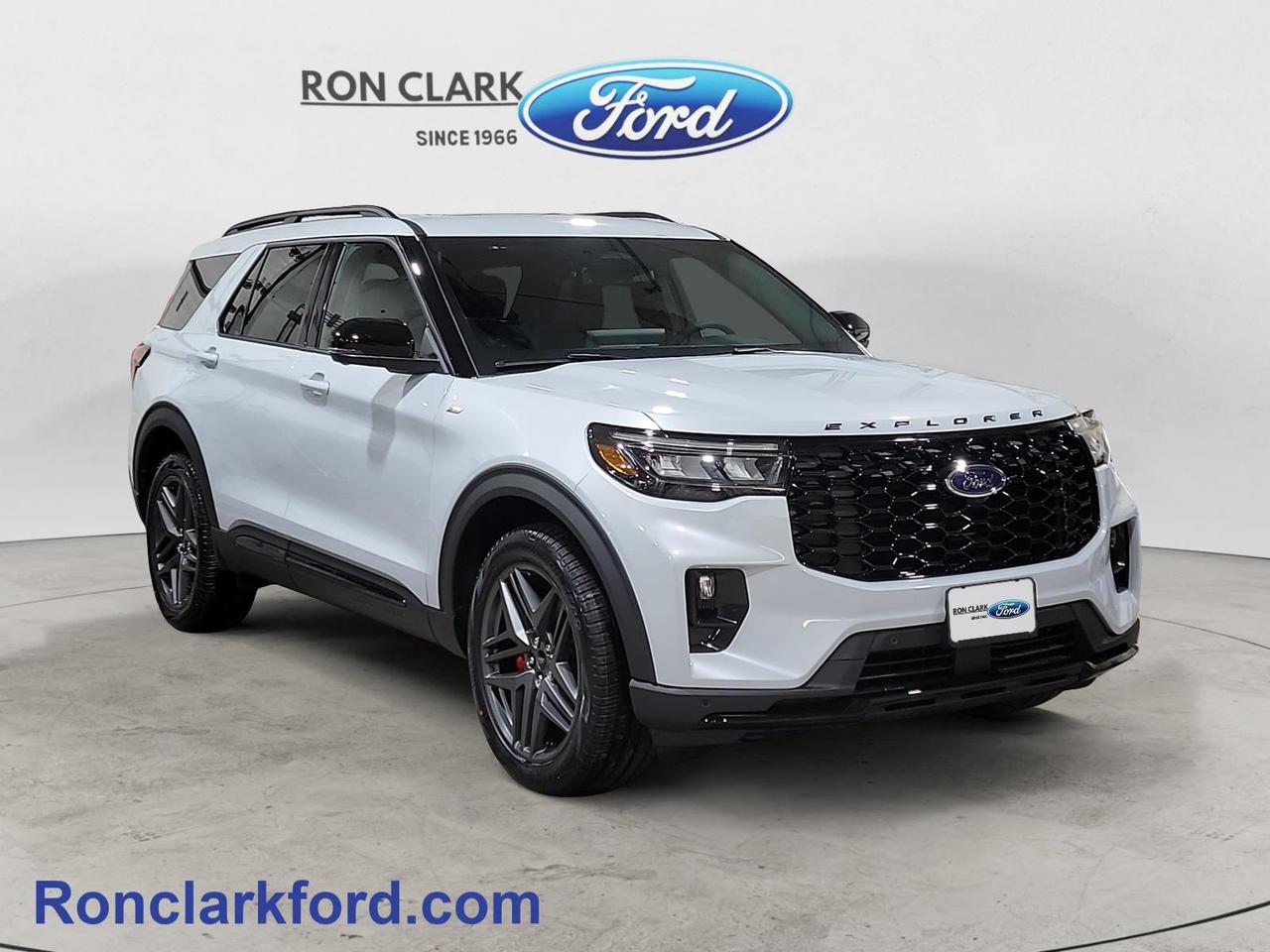 2026 Ford Explorer ST-Line 4dr 4x4 Photo