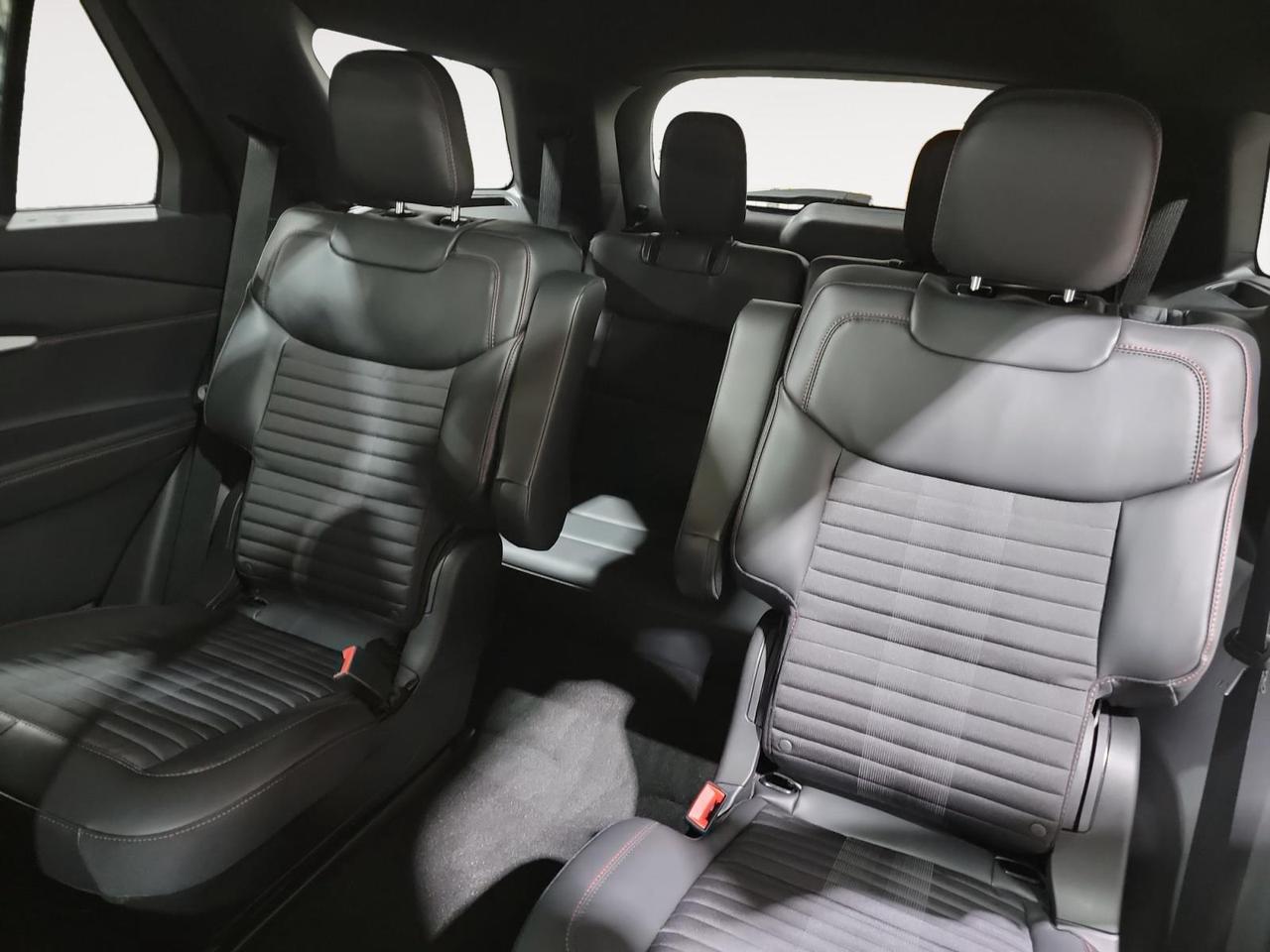 2026 Ford Explorer ST-Line 4dr 4x4 Photo
