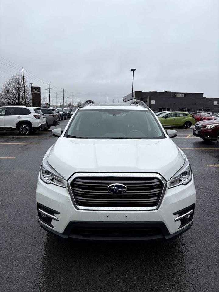 2022 Subaru ASCENT Limited Photo2