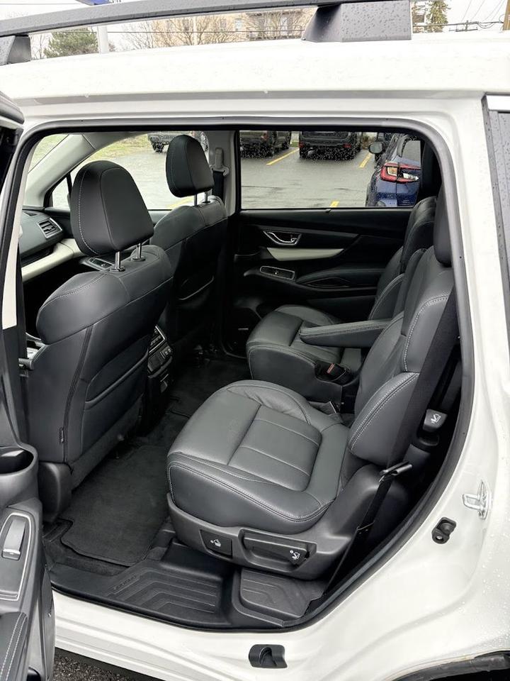 2022 Subaru ASCENT Limited Photo