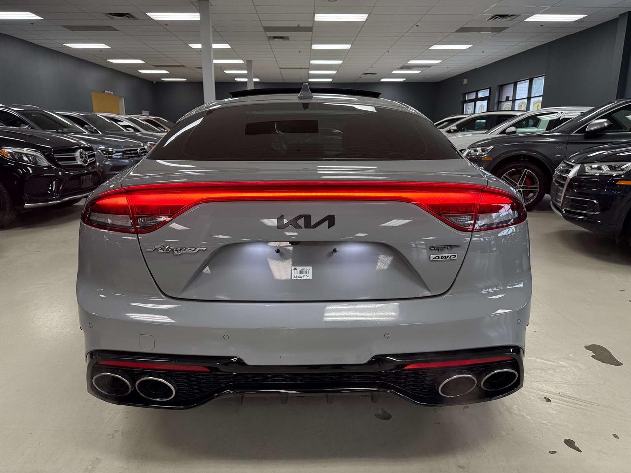 2022 Kia Stinger GT ELITE Photo