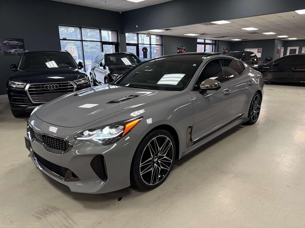 2022 Kia Stinger GT ELITE Photo