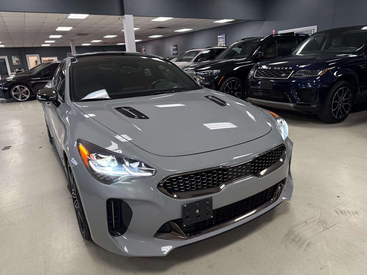 2022 Kia Stinger GT ELITE Photo