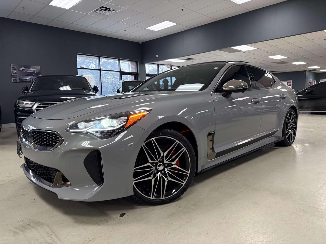 2022 Kia Stinger GT ELITE Photo