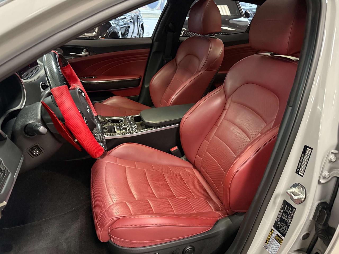 2022 Kia Stinger GT ELITE Photo