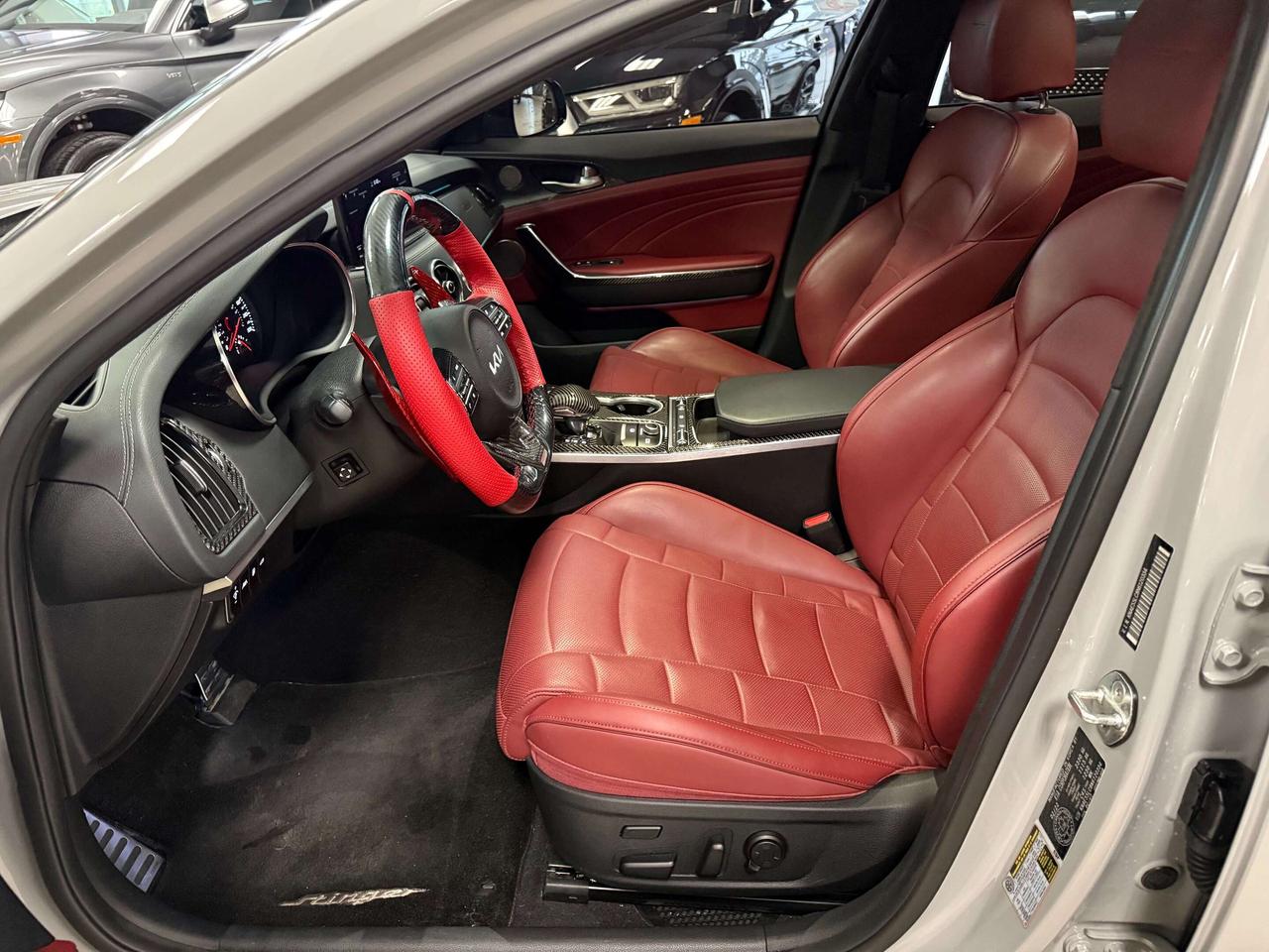 2022 Kia Stinger GT ELITE Photo