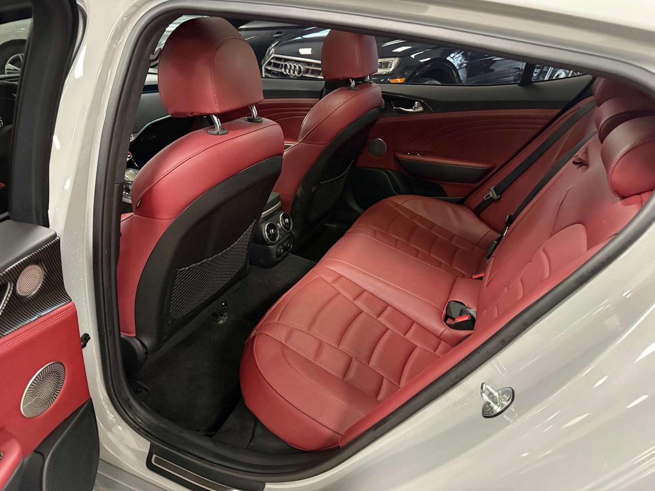 2022 Kia Stinger GT ELITE Photo