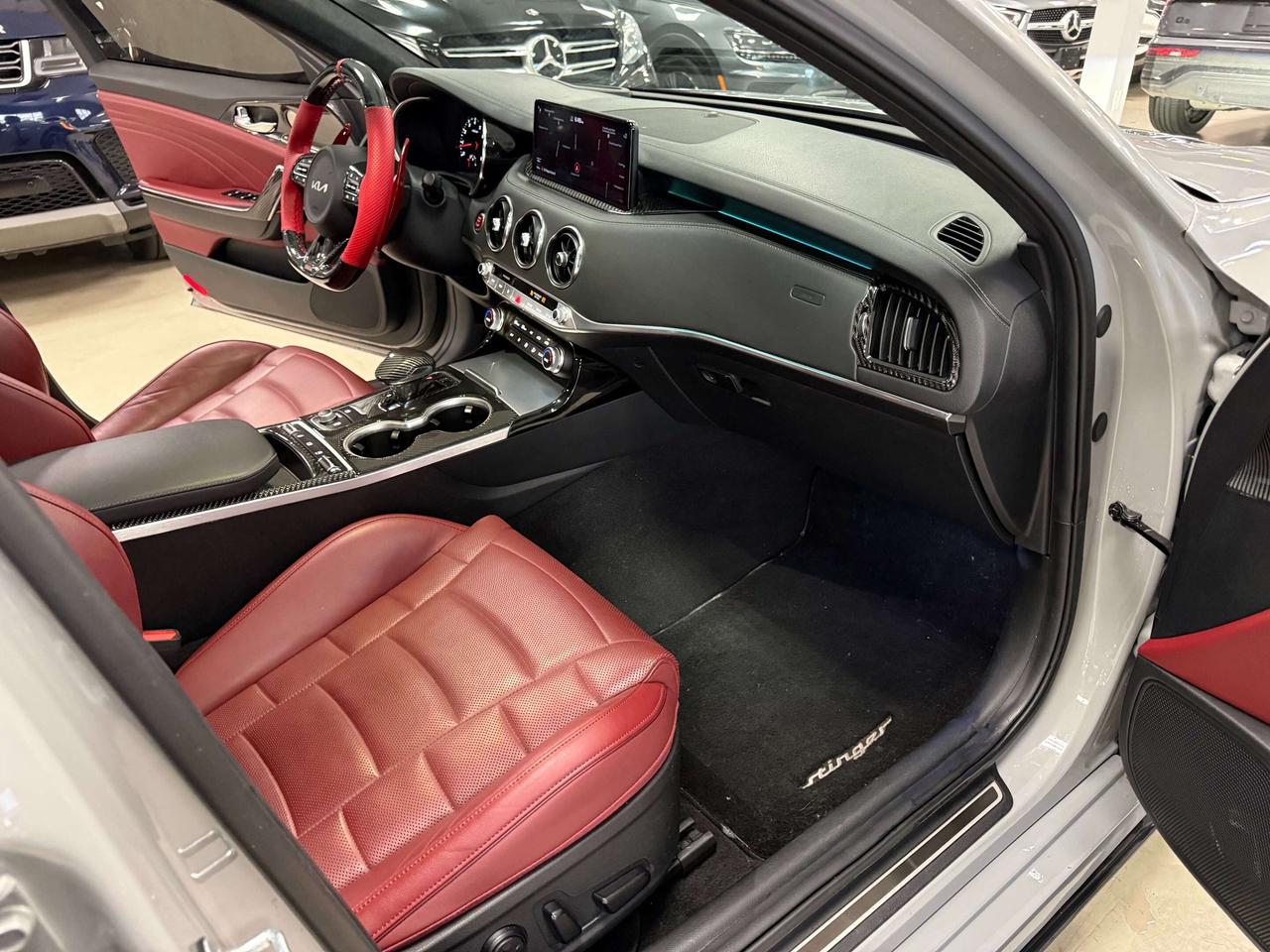 2022 Kia Stinger GT ELITE Photo