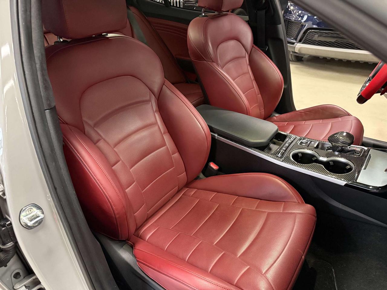 2022 Kia Stinger GT ELITE Photo