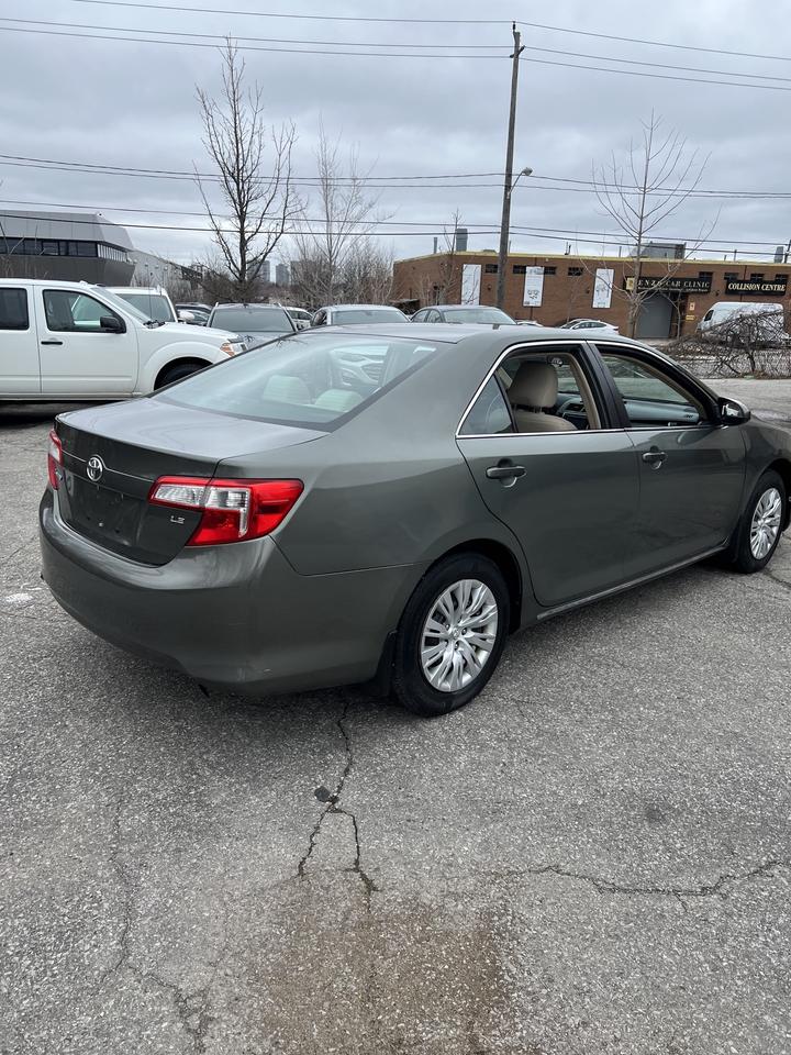 2012 Toyota Camry 4dr Sdn I4 Auto LE bluetooth ac 4 cylinder Photo