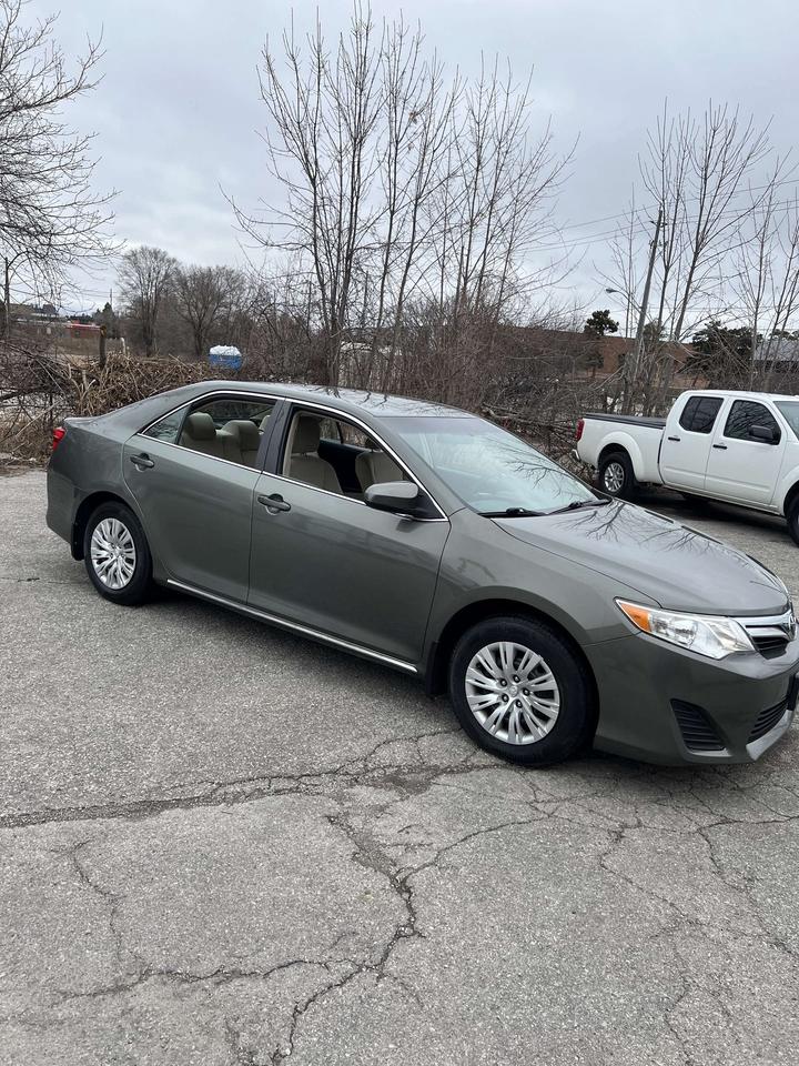 2012 Toyota Camry 4dr Sdn I4 Auto LE bluetooth ac 4 cylinder Photo0
