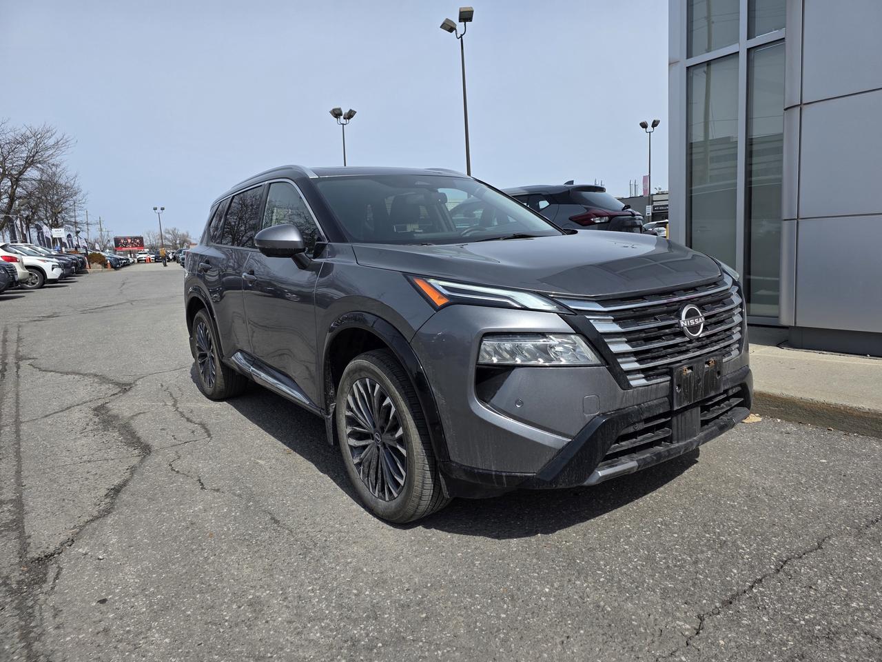 2024 Nissan Rogue Platinum Photo