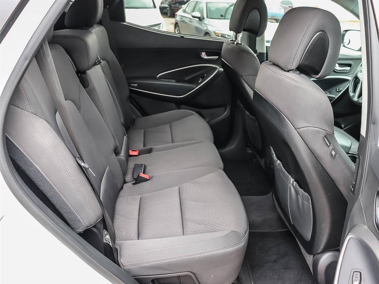 2018 Hyundai Santa Fe Premium Photo