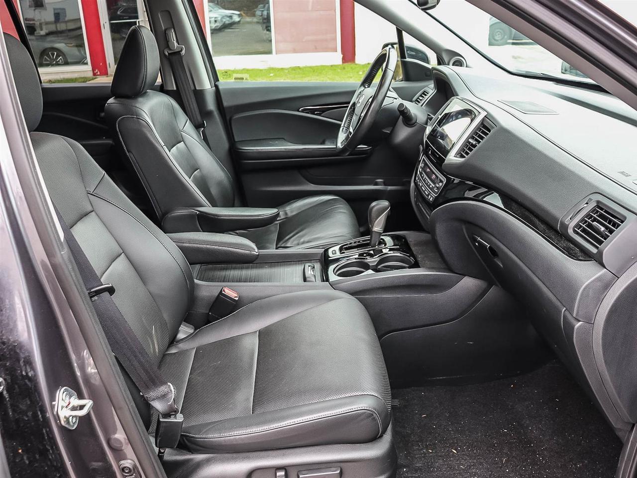 2017 Honda Ridgeline TOURING Photo