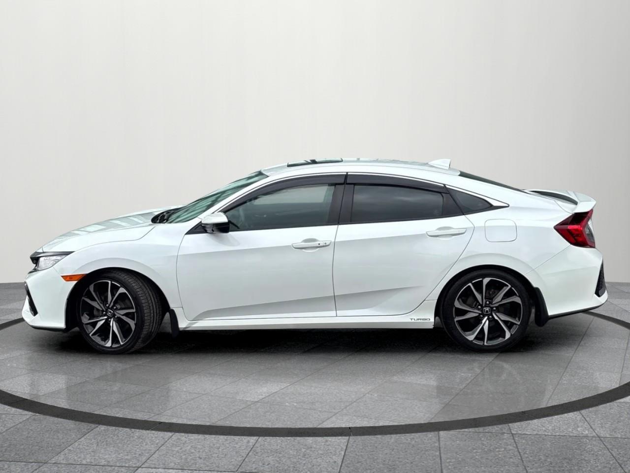 2017 Honda Civic Si (M6) 4dr Sedan Photo