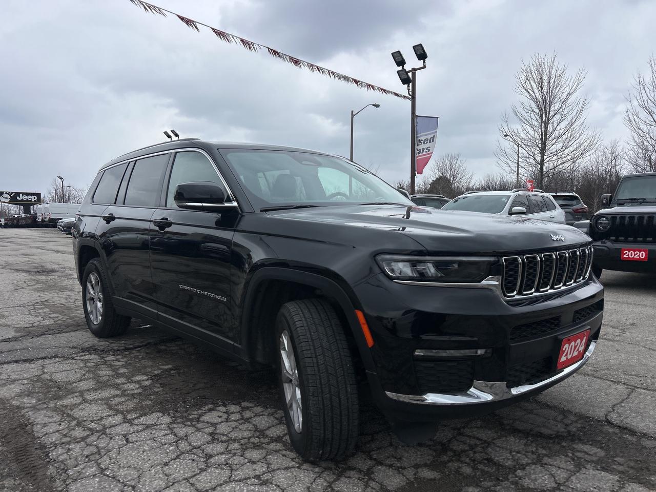 2024 Jeep Grand Cherokee L Limited w/Luxury Tech Group, Captain Chairs Photo