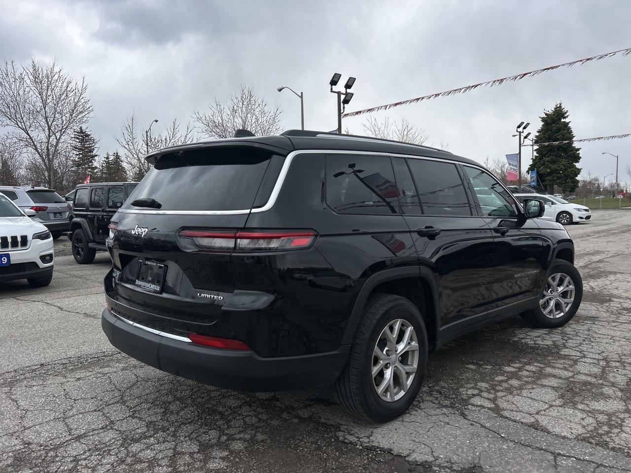2024 Jeep Grand Cherokee L Limited w/Luxury Tech Group, Captain Chairs Photo