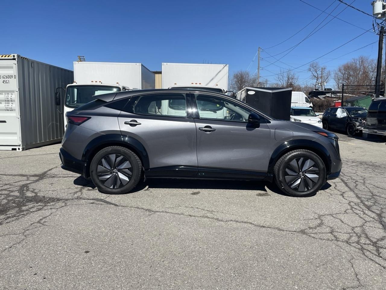 2023 Nissan Ariya PLATINUM+ e-4ORCE AWD   Fully Loaded! Clean CARFAX Photo