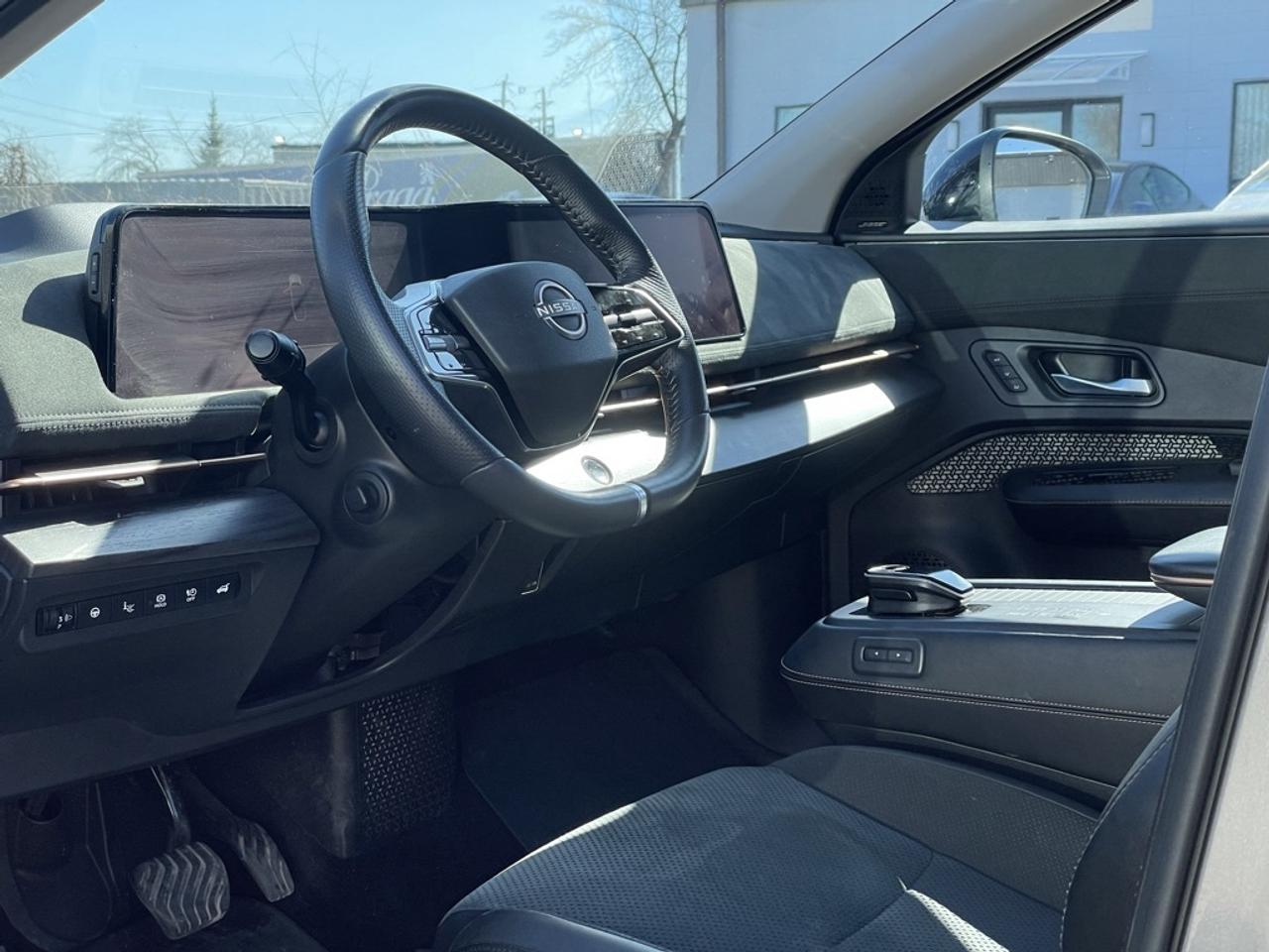 2023 Nissan Ariya PLATINUM+ e-4ORCE AWD   Fully Loaded! Clean CARFAX Photo