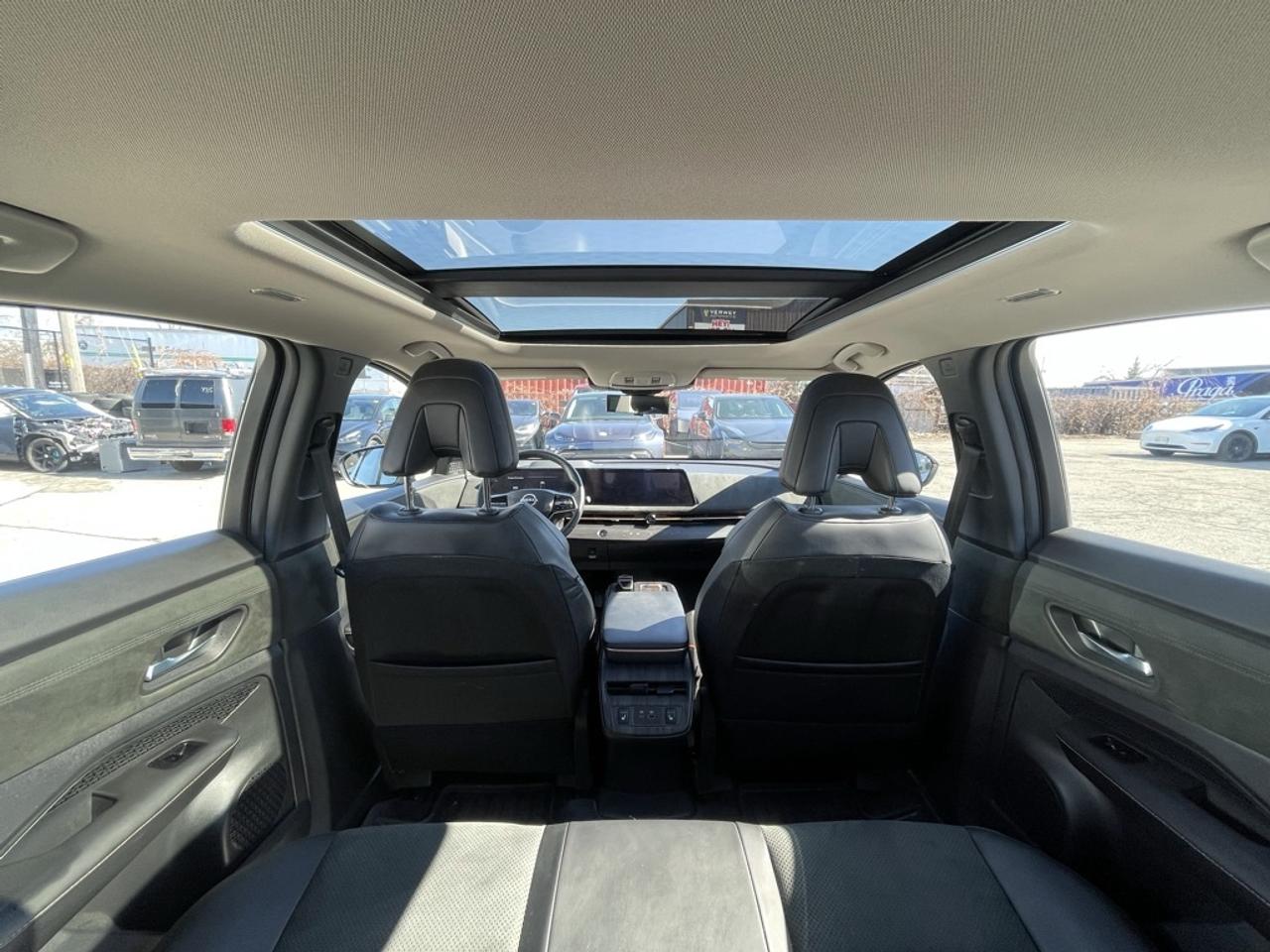 2023 Nissan Ariya PLATINUM+ e-4ORCE AWD   Fully Loaded! Clean CARFAX Photo