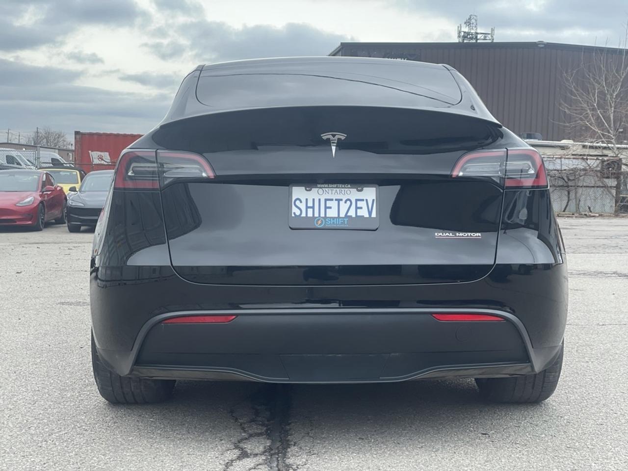 2023 Tesla Model Y Performance AWD   White Interior! Clean! Photo