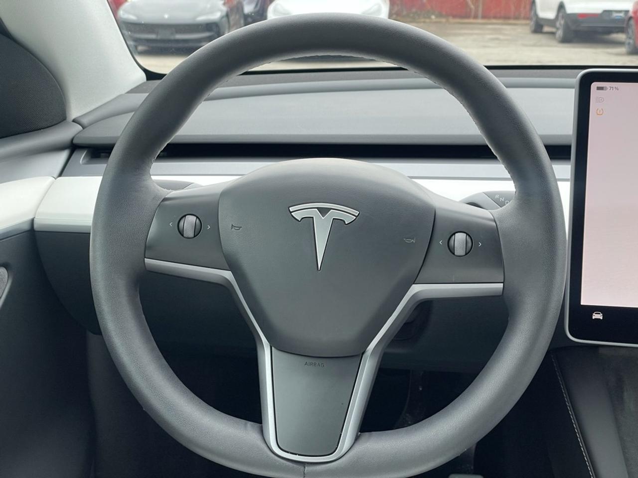 2023 Tesla Model Y Performance AWD   White Interior! Clean! Photo