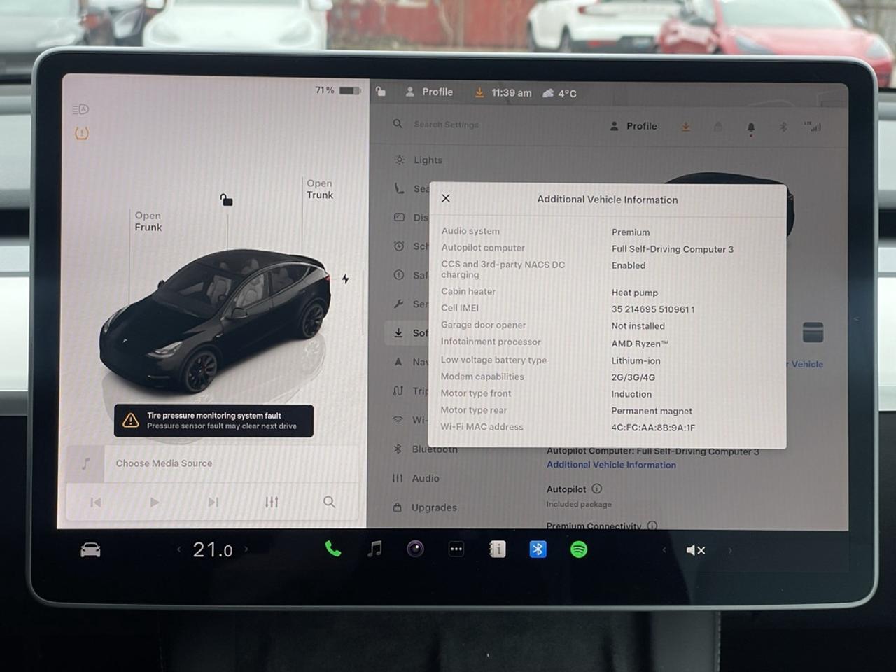 2023 Tesla Model Y Performance AWD   White Interior! Clean! Photo