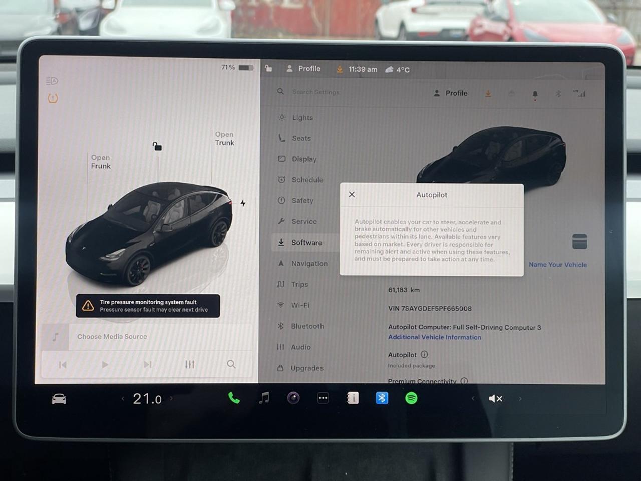 2023 Tesla Model Y Performance AWD   White Interior! Clean! Photo