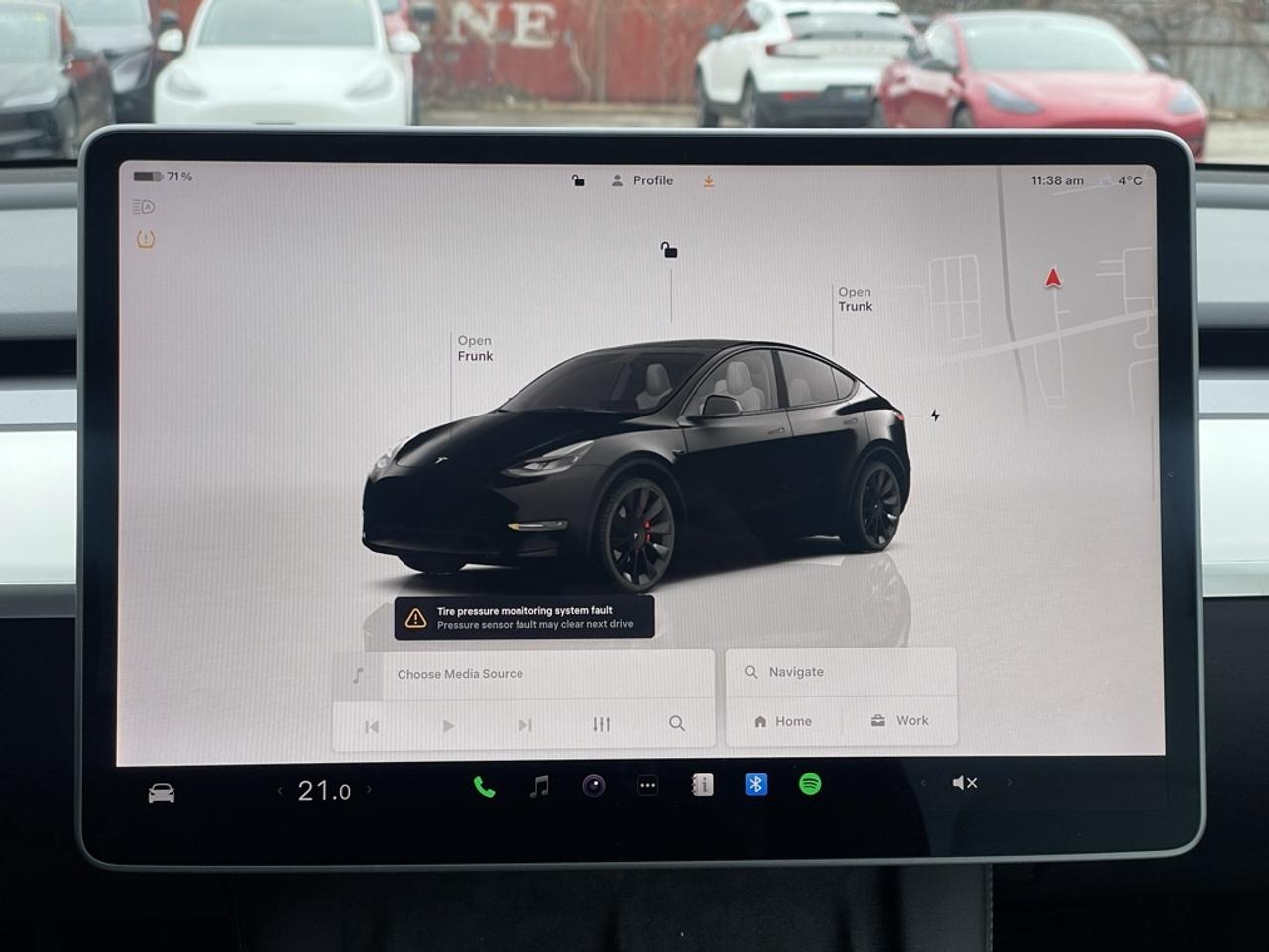 2023 Tesla Model Y Performance AWD   White Interior! Clean! Photo