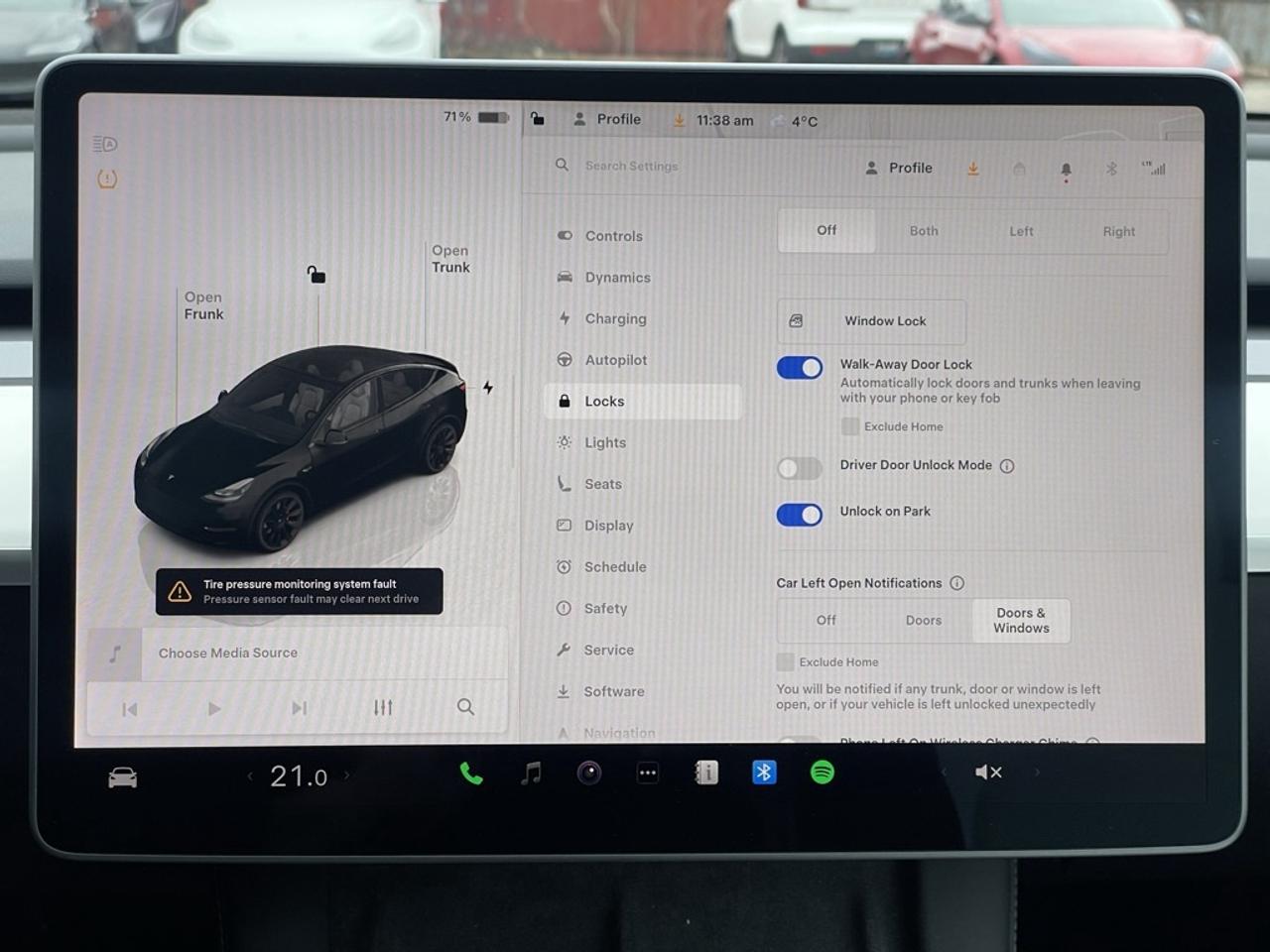 2023 Tesla Model Y Performance AWD   White Interior! Clean! Photo