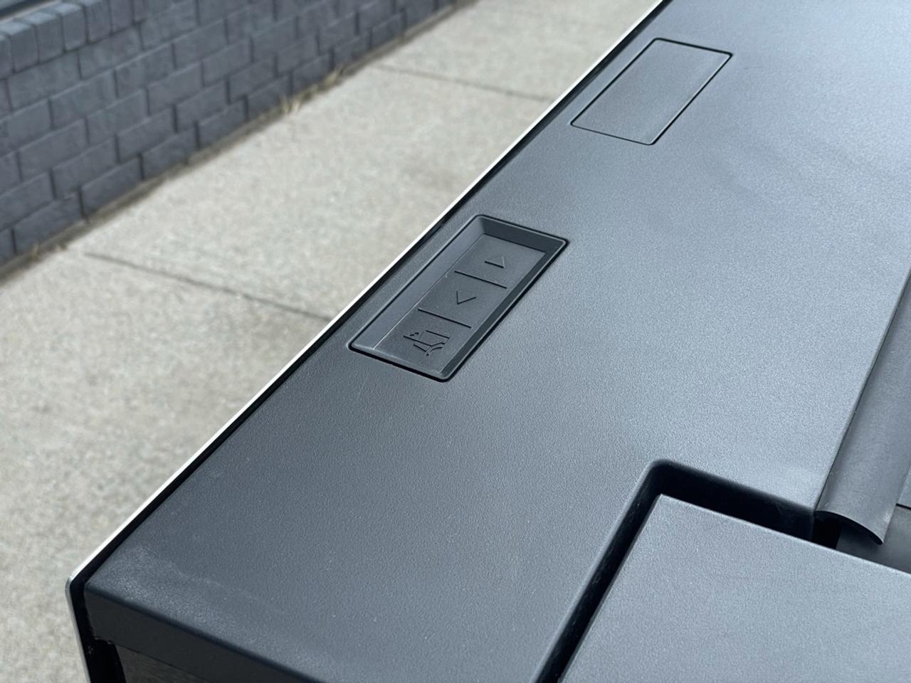 2025 Tesla Cybertruck CyberBEAST AWD   1 Owner! Low Mileage! Photo