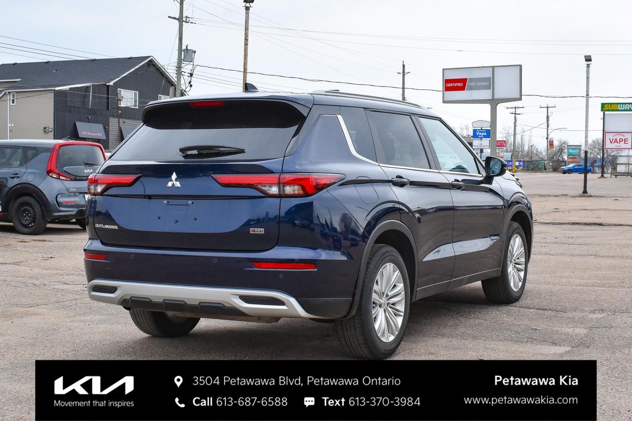 2024 Mitsubishi Outlander SE 4DR S-AWC Photo