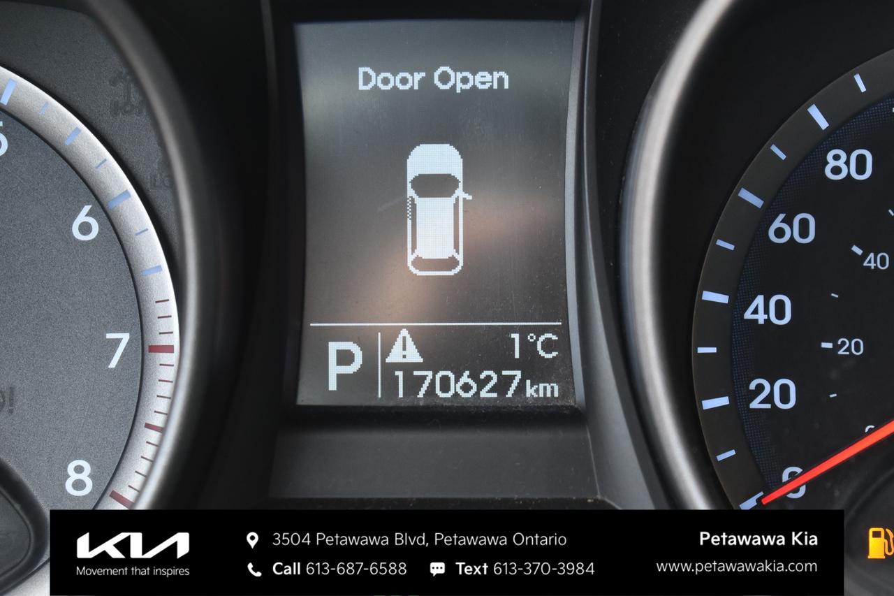 2016 Hyundai Santa Fe Sport 2.4 Premium 4dr All-Wheel Drive Photo