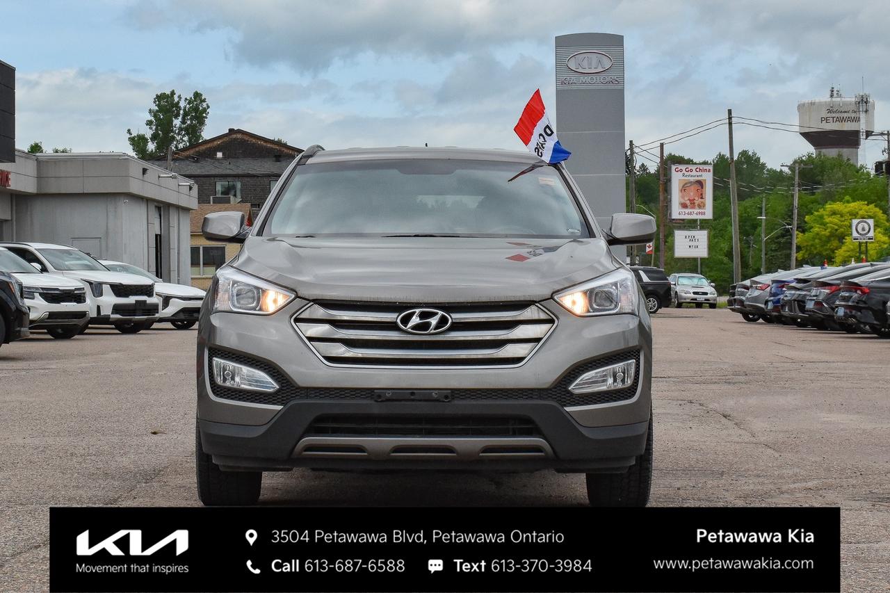 2016 Hyundai Santa Fe Sport 2.4 Premium 4dr All-Wheel Drive Photo