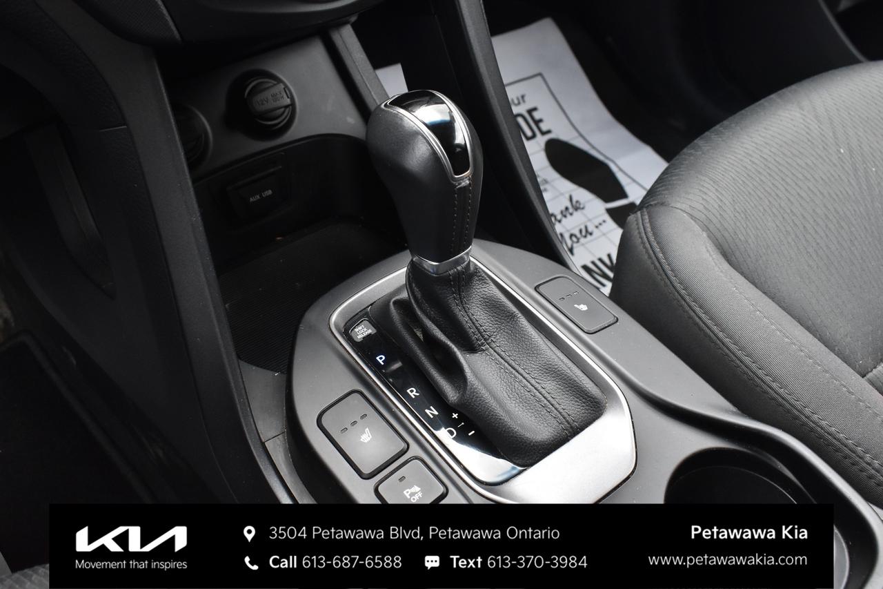 2016 Hyundai Santa Fe Sport 2.4 Premium 4dr All-Wheel Drive Photo