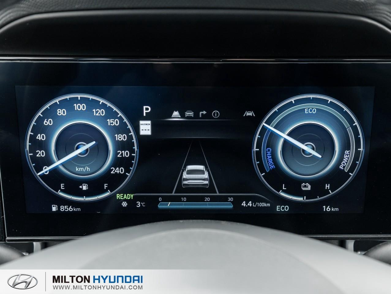 2026 Hyundai Elantra HEV Luxury 4dr Sedan Photo