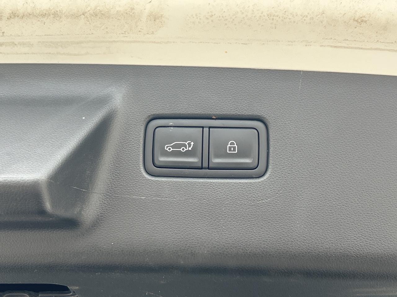 2025 Hyundai Santa Fe XRT AWD   Sunroof   Leather   Heated Seats/Wheel Photo