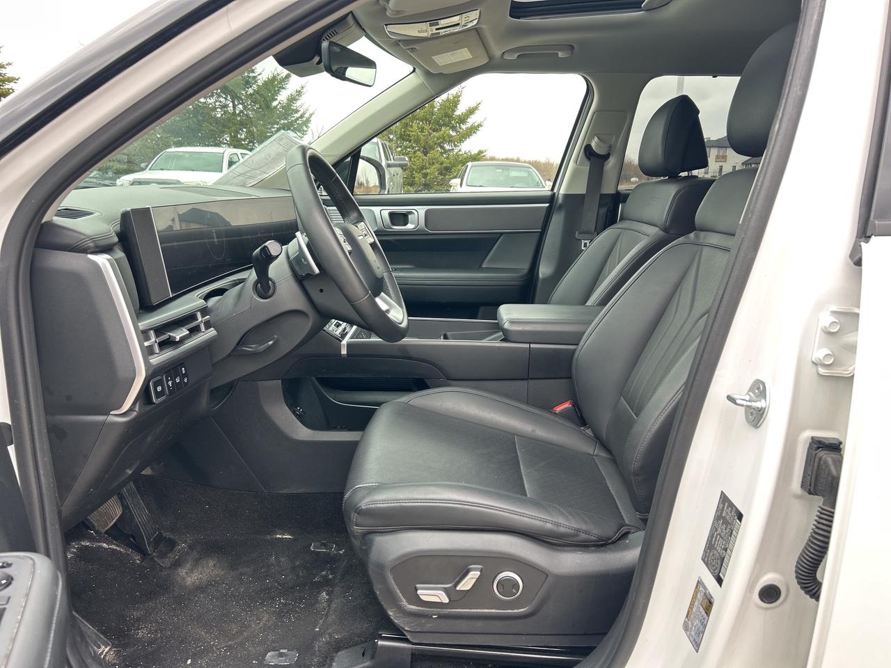 2025 Hyundai Santa Fe XRT AWD   Sunroof   Leather   Heated Seats/Wheel Photo