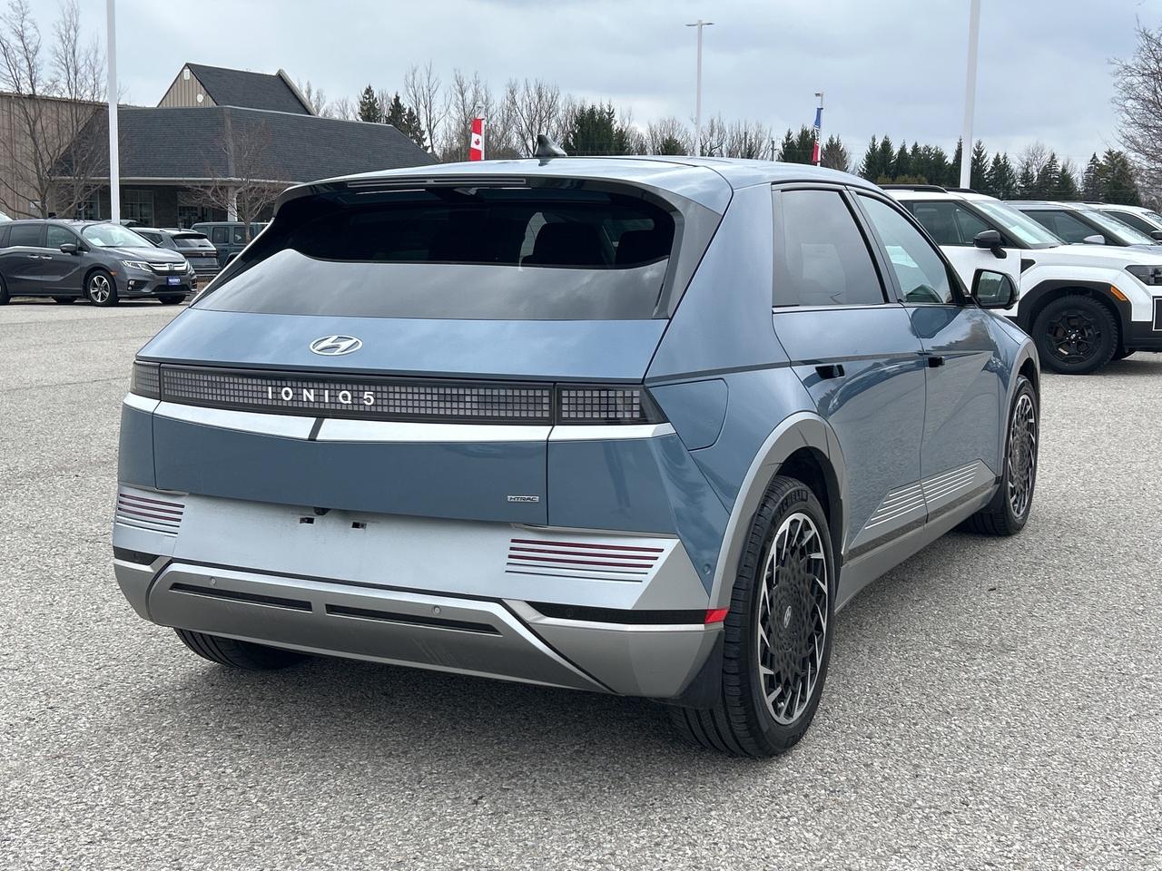 2024 Hyundai IONIQ 5 Preferred AWD Long Range w/Ultimate Pkg. Pano Roof Photo