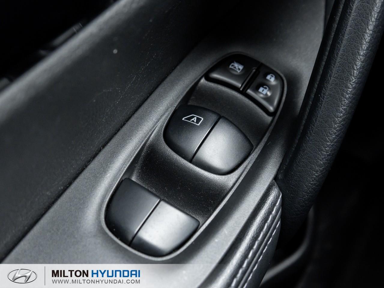 2022 Nissan Qashqai SV 4dr Front-wheel Drive Photo