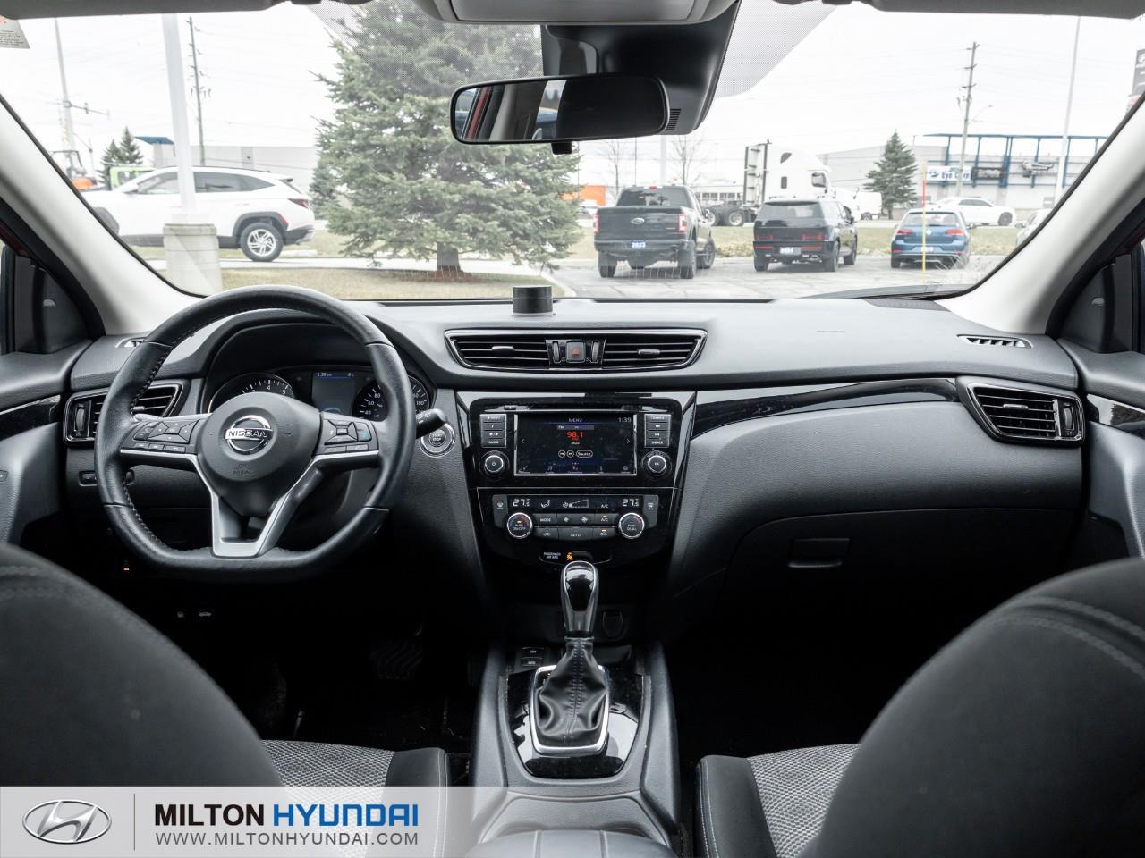 2022 Nissan Qashqai SV 4dr Front-wheel Drive Photo