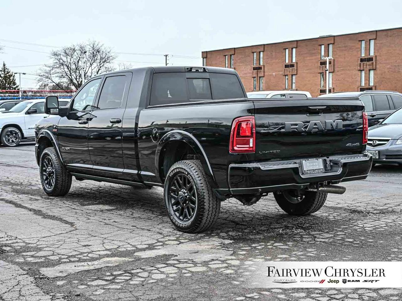 2025 RAM 2500 Limited MEGA   5TH WHEEL   NIGHT EDITION   TOW TEC Photo3