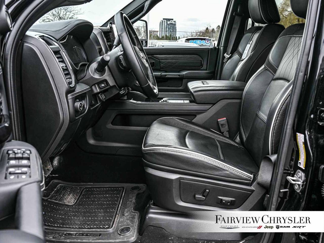 2025 RAM 2500 Limited MEGA   5TH WHEEL   NIGHT EDITION   TOW TEC Photo