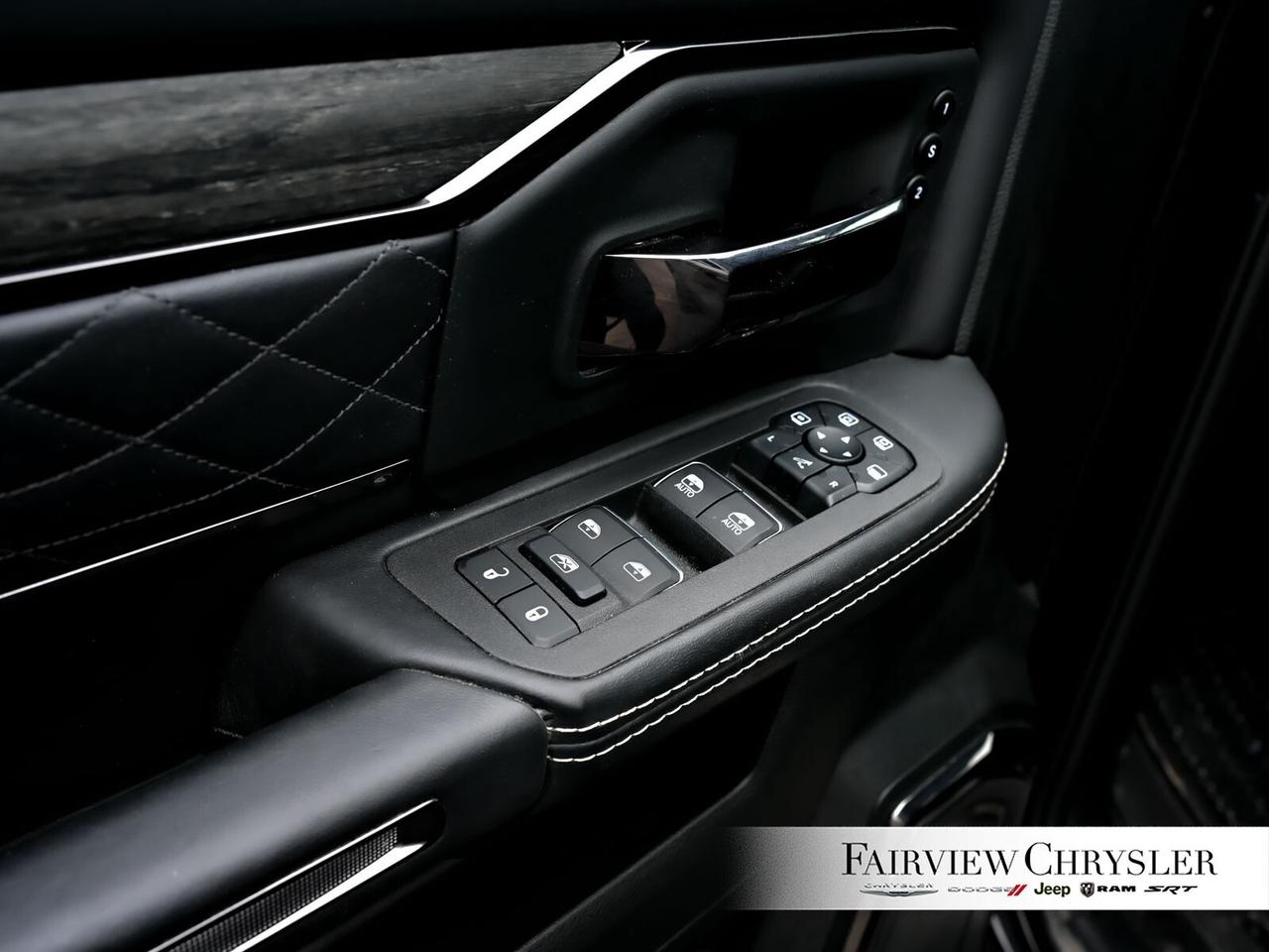 2025 RAM 2500 Limited MEGA   5TH WHEEL   NIGHT EDITION   TOW TEC Photo