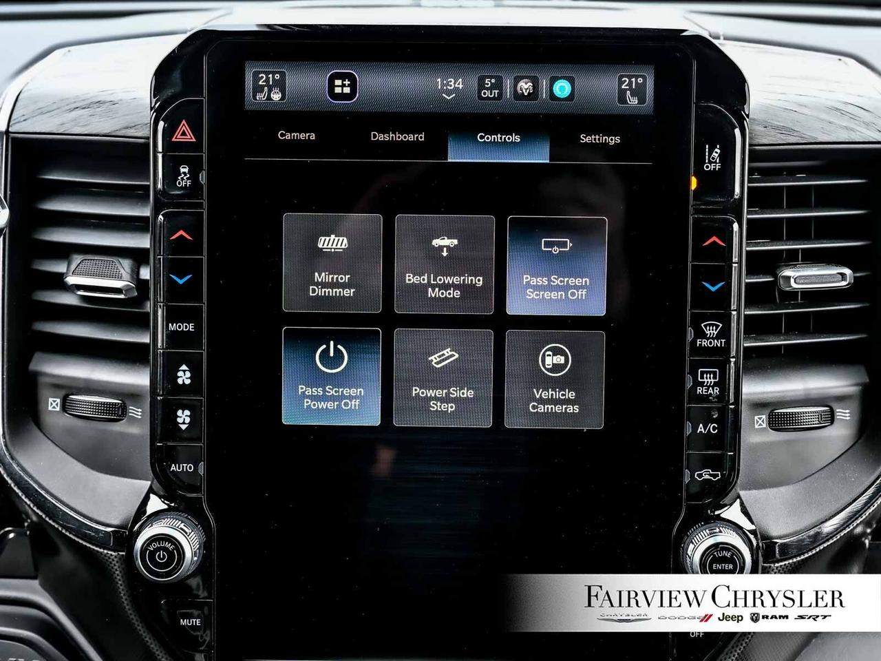 2025 RAM 2500 Limited MEGA   5TH WHEEL   NIGHT EDITION   TOW TEC Photo