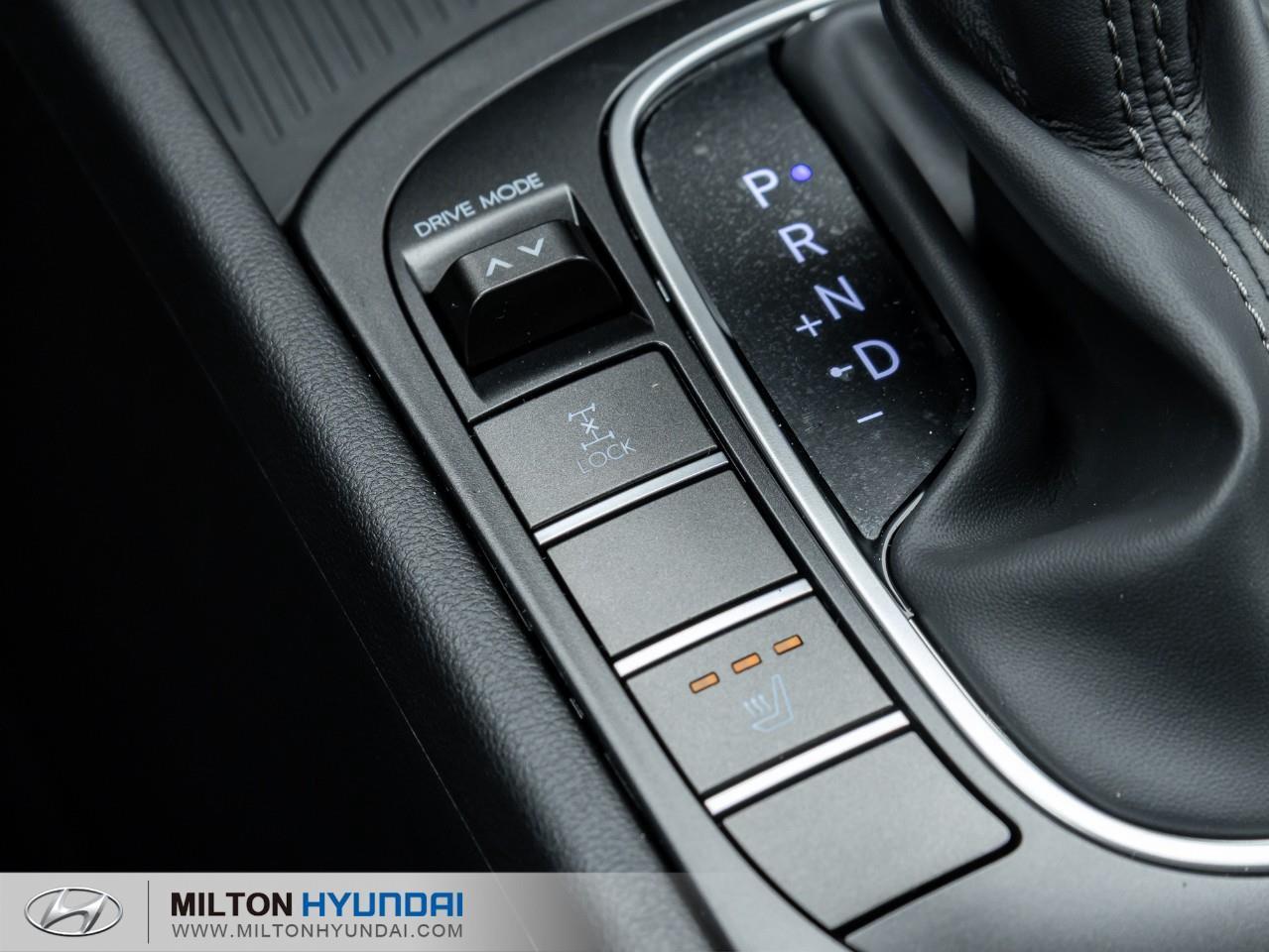 2026 Hyundai KONA 2.0L Essential 4dr All-Wheel Drive Photo