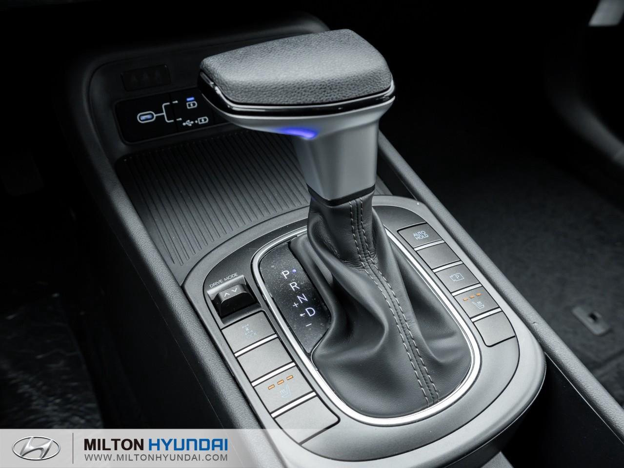 2026 Hyundai KONA 2.0L Essential 4dr All-Wheel Drive Photo