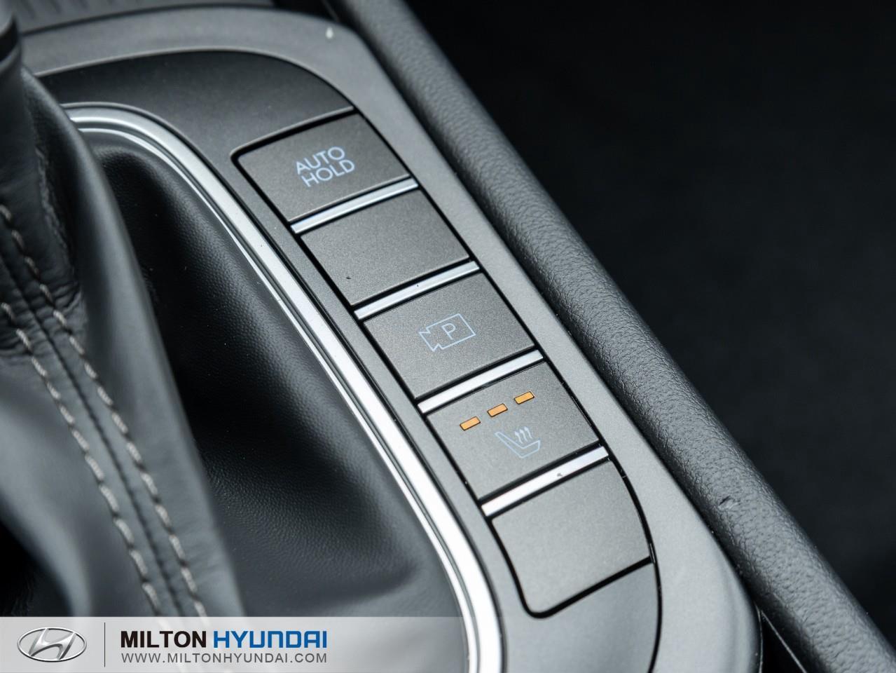 2026 Hyundai KONA 2.0L Essential 4dr All-Wheel Drive Photo